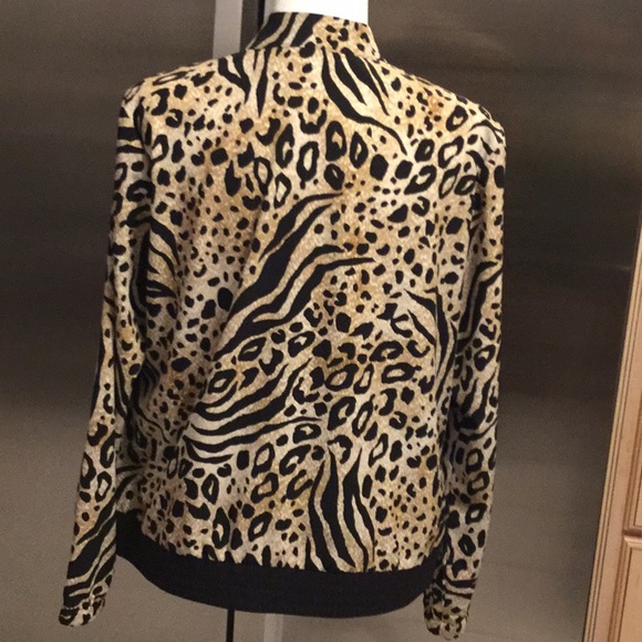 Chico’s leopard print L/S jacket. Black & Tan. New - Picture 2 of 5